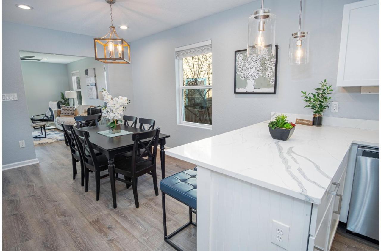 Adorable 4Br 2Ba Close To Riverwalk And Downtown San Antonio Exterior photo